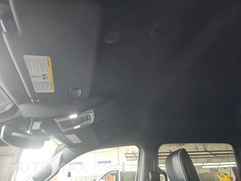 2023 Ram 1500 Laramie Crew Cab Short Bed - miniatura 19