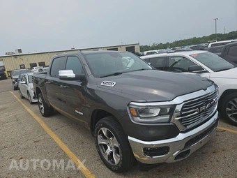 2023 Ram 1500 Laramie Crew Cab Short Bed - miniatura 3