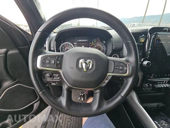 2023 Ram 1500 Laramie Crew Cab Short Bed - miniatura 10