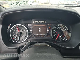 2023 Ram 1500 Laramie Crew Cab Short Bed - miniatura 12