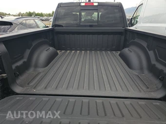 2023 Ram 1500 Laramie Crew Cab Short Bed - miniatura 16