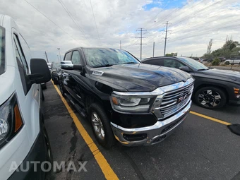 2023 Ram 1500 Laramie Crew Cab Short Bed - miniatura 3