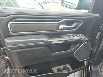 2023 Ram 1500 Laramie Crew Cab Short Bed - miniatura 9