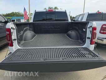 2023 Ram 1500 Laramie Crew Cab Short Bed - miniatura 14