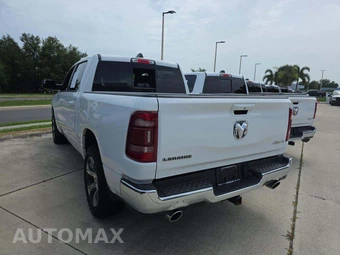 2023 Ram 1500 Laramie Crew Cab Short Bed - miniatura 2