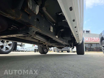 2023 Ram 1500 Laramie Crew Cab Short Bed - miniatura 7