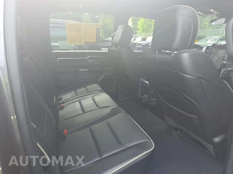 2023 Ram 1500 Laramie Crew Cab Short Bed - miniatura 16