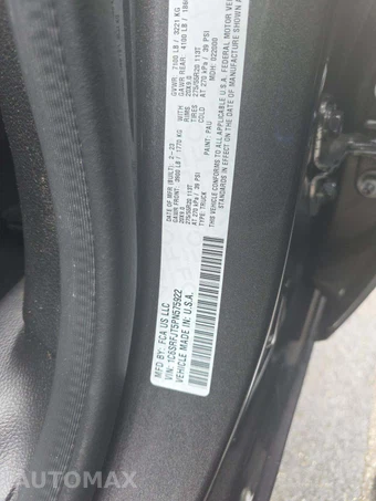 2023 Ram 1500 Laramie Crew Cab Short Bed - miniatura 5