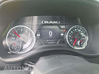 2023 Ram 1500 Laramie Crew Cab Short Bed - miniatura 9