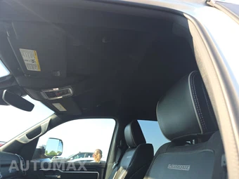 2023 Ram 1500 Laramie Crew Cab Short Bed - miniatura 19