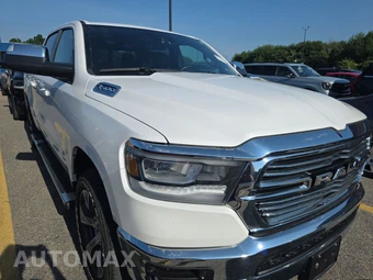 2023 Ram 1500 Laramie Crew Cab Short Bed - miniatura 3