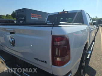 2023 Ram 1500 Laramie Crew Cab Short Bed - miniatura 4