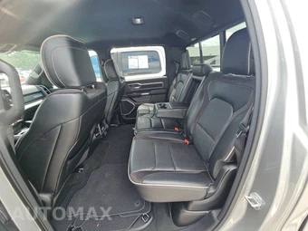 2023 Ram 1500 Laramie Crew Cab Short Bed - miniatura 13