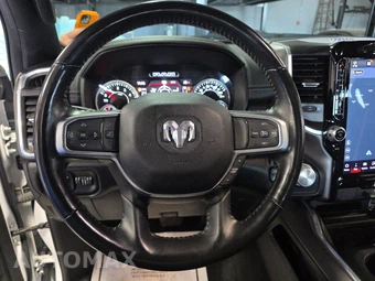 2023 Ram 1500 Laramie Crew Cab Short Bed - miniatura 10