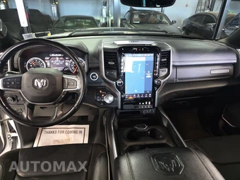 2023 Ram 1500 Laramie Crew Cab Short Bed - miniatura 11