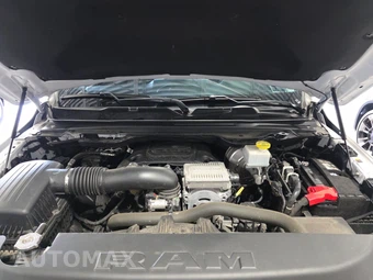 2023 Ram 1500 Laramie Crew Cab Short Bed - miniatura 15