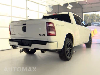 2023 Ram 1500 Laramie Crew Cab Short Bed - miniatura 4