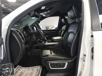 2023 Ram 1500 Laramie Crew Cab Short Bed - miniatura 7