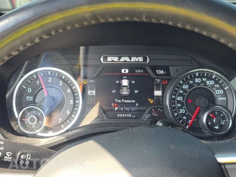 2023 Ram 1500 Laramie Crew Cab Short Bed - miniatura 18