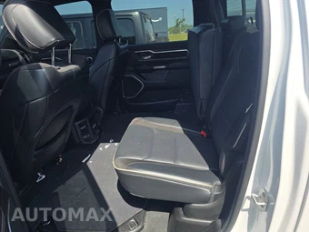 2023 Ram 1500 Laramie Crew Cab Short Bed - miniatura 19