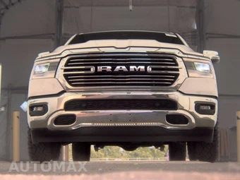 2023 Ram 1500 Laramie Crew Cab Short Bed - miniatura 3
