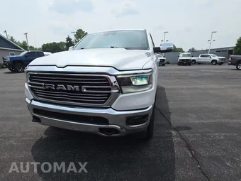 2023 Ram 1500 Laramie Crew Cab Short Bed - samochód z USA z aukcji Manheim, oferta Kup Teraz w AUTOMAX