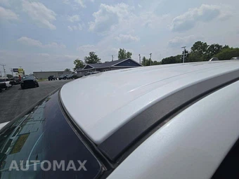 2023 Ram 1500 Laramie Crew Cab Short Bed - miniatura 9
