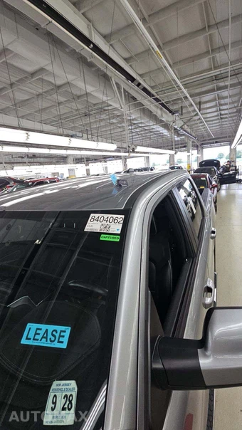 2023 Ram 1500 Laramie Crew Cab Short Bed - miniatura 20
