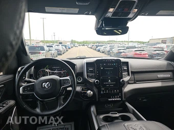 2023 Ram 1500 Laramie Crew Cab Short Bed - miniatura 11