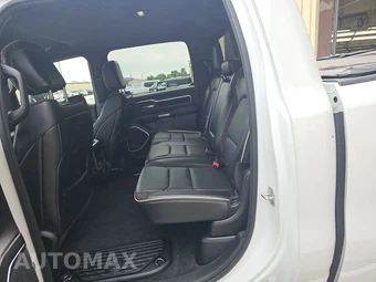 2023 Ram 1500 Laramie Crew Cab Short Bed - miniatura 13