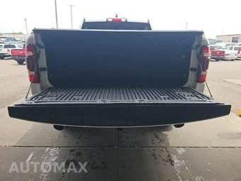 2023 Ram 1500 Laramie Crew Cab Short Bed - miniatura 16