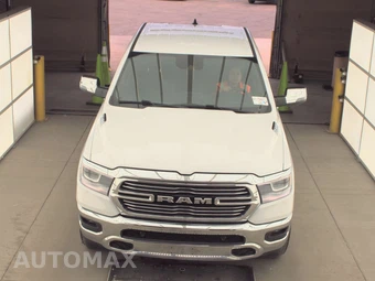 2023 Ram 1500 Laramie Crew Cab Short Bed - miniatura 2