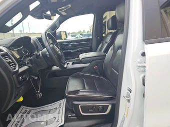 2023 Ram 1500 Laramie Crew Cab Short Bed - miniatura 7