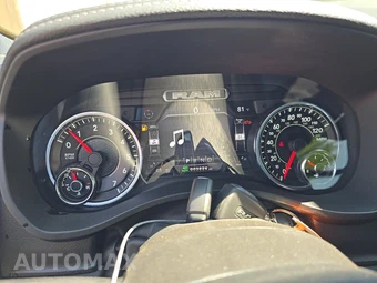 2023 Ram 1500 Laramie Crew Cab Short Bed - miniatura 12