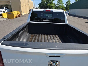 2023 Ram 1500 Laramie Crew Cab Short Bed - miniatura 16