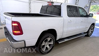 2023 Ram 1500 Laramie Crew Cab Short Bed - miniatura 4