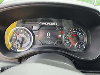 2023 Ram 1500 Laramie Crew Cab Short Bed - miniatura 9