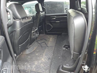 2023 Ram 1500 Laramie Crew Cab Short Bed - miniatura 13
