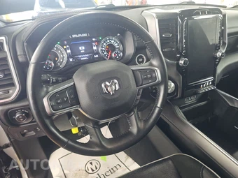 2023 Ram 1500 Laramie Crew Cab Short Bed - miniatura 10