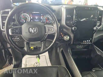 2023 Ram 1500 Laramie Crew Cab Short Bed - miniatura 11