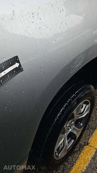 2023 Ram 1500 Laramie Crew Cab Short Bed - miniatura 24