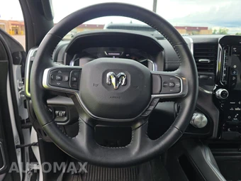 2023 Ram 1500 Laramie Crew Cab Short Bed - miniatura 10