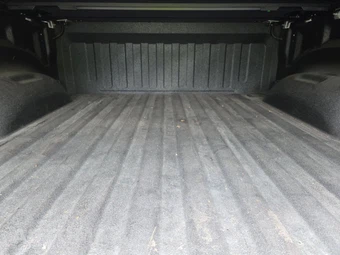 2023 Ram 1500 Laramie Crew Cab Short Bed - miniatura 16
