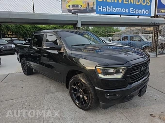 2023 Ram 1500 Laramie Crew Cab Short Bed - miniatura 3