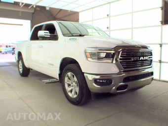2023 Ram 1500 Laramie Crew Cab Short Bed - miniatura 3