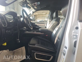 2023 Ram 1500 Laramie Crew Cab Short Bed - miniatura 7