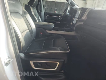 2023 Ram 1500 Laramie Crew Cab Short Bed - miniatura 8