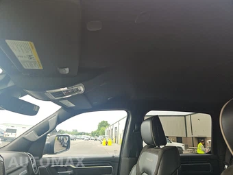 2023 Ram 1500 Laramie Crew Cab Short Bed - miniatura 18