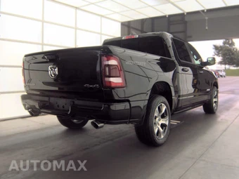 2023 Ram 1500 Laramie Crew Cab Short Bed - miniatura 4