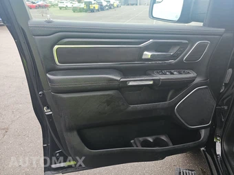2023 Ram 1500 Laramie Crew Cab Short Bed - miniatura 9